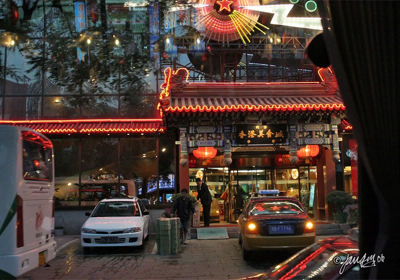 IMAGE: http://i140.photobucket.com/albums/r12/jgdphoto/0398.jpg