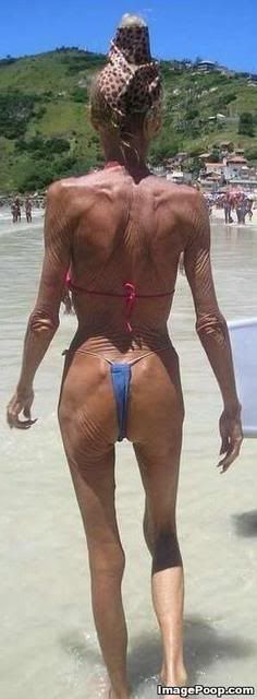 granny_in_thong_bikini.jpg