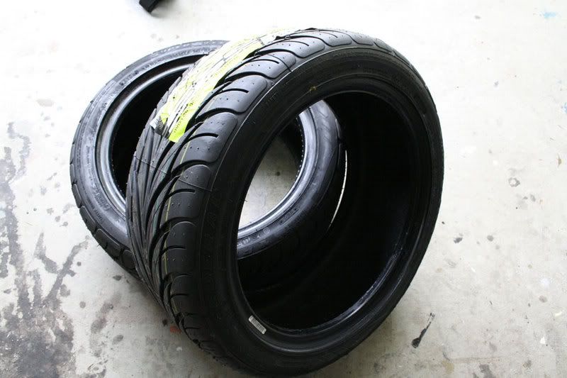 http://i140.photobucket.com/albums/r23/benhavenaar/tyres_3.jpg