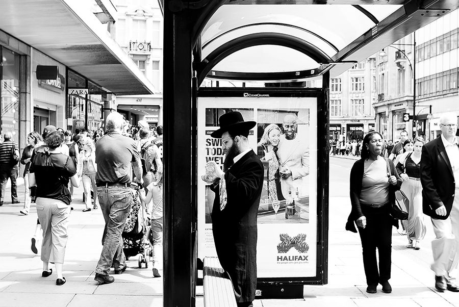  photo OxfordCircus-London-Blackandwhitestreetphotography-CharlieWhatley2013_zpsf5fe2982.jpg