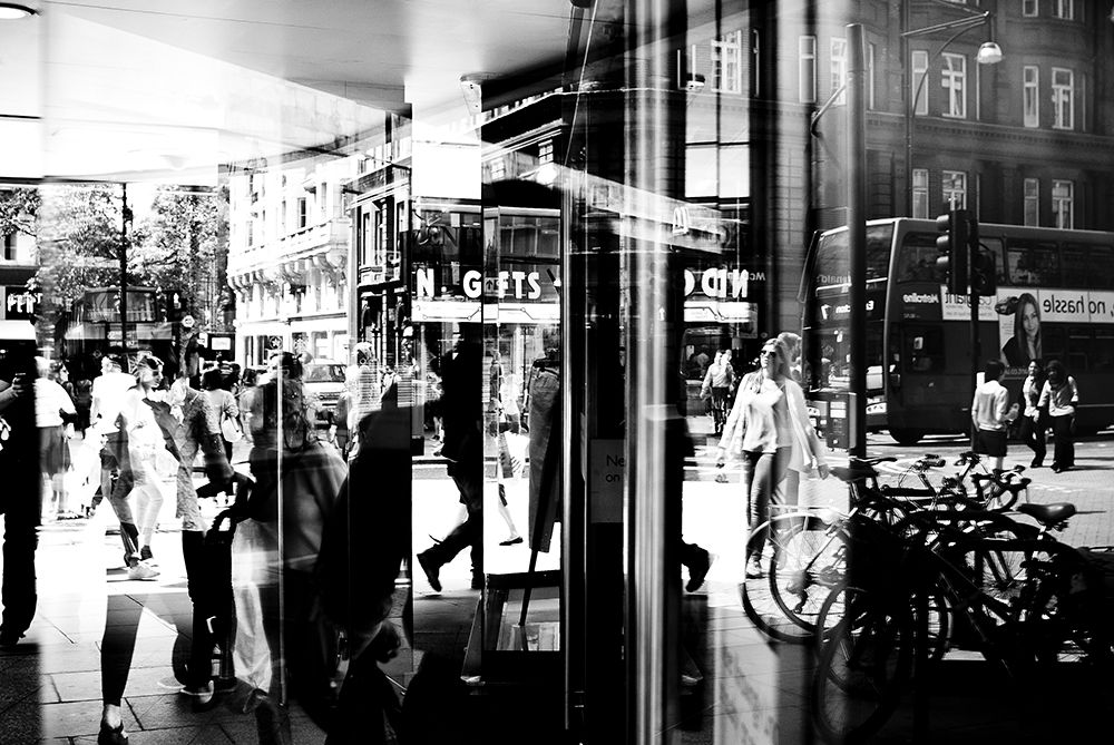  photo OxfordStreet-London9-6-14CharlieWhatley_zpsbb213406.jpg