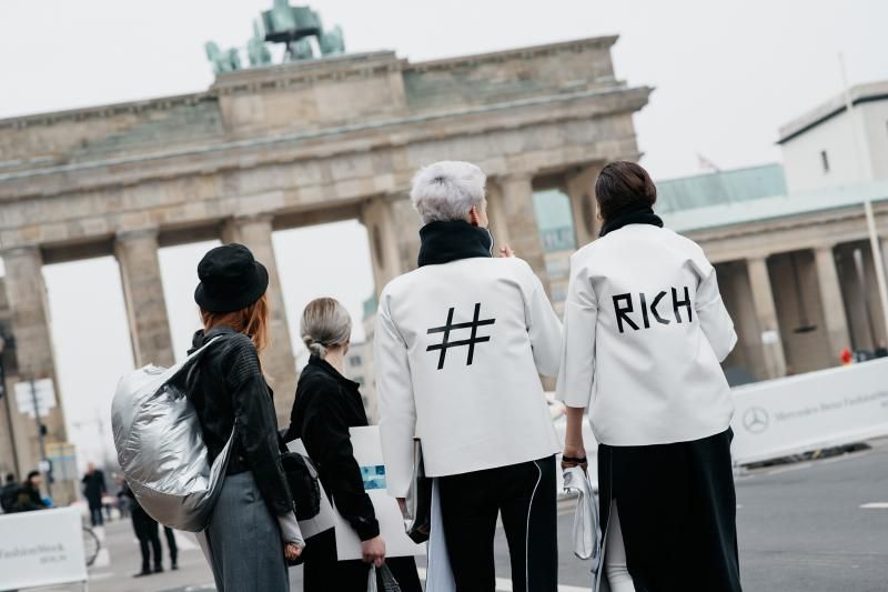  photo 02-berlin-fashion-week-fall-2015-street-style-02_zps04449bbd.jpg