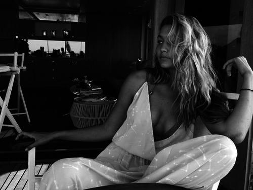  photo glarge_zpseb5ef1e7.png