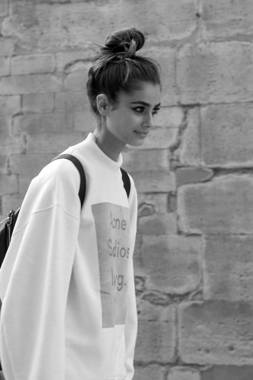  photo uyuiyuiyiuyiularge_zps51ebf550.jpg