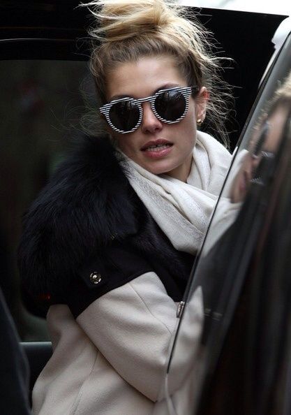  photo 63c12c8d082450e6116daee76169f5fb_zps33a16b83.jpg