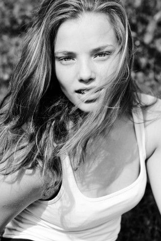  photo Kristine-Froseth28-329x494_large_zps4d01e848.jpg