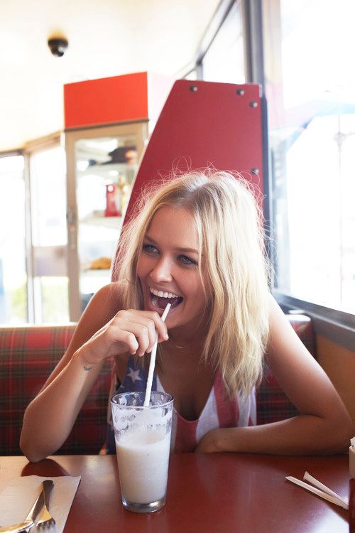  photo tumblr_mgack3f6LV1qf25cyo1_500_large_zps7095f4cc.jpg