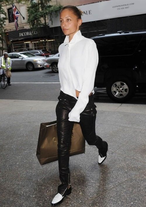  photo bced80c209d07f6699e6945f2048c561_zps4fc8a650.jpg