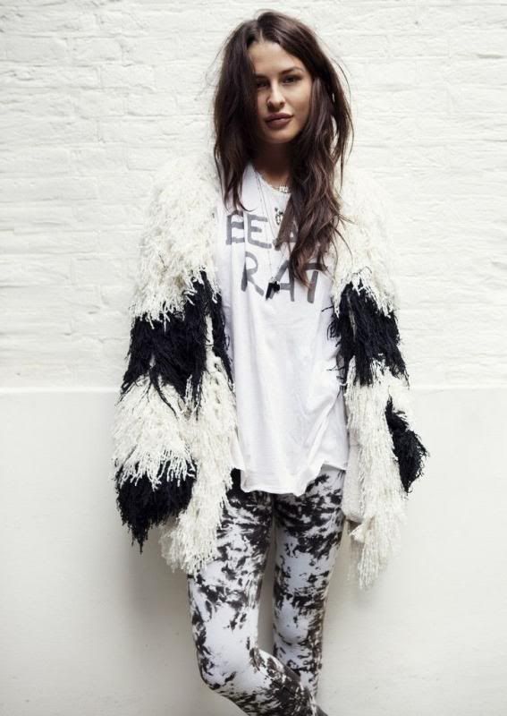  photo a4264b5bc9233637fd587c4a84ea3ac9_zps51e1ea55.jpg