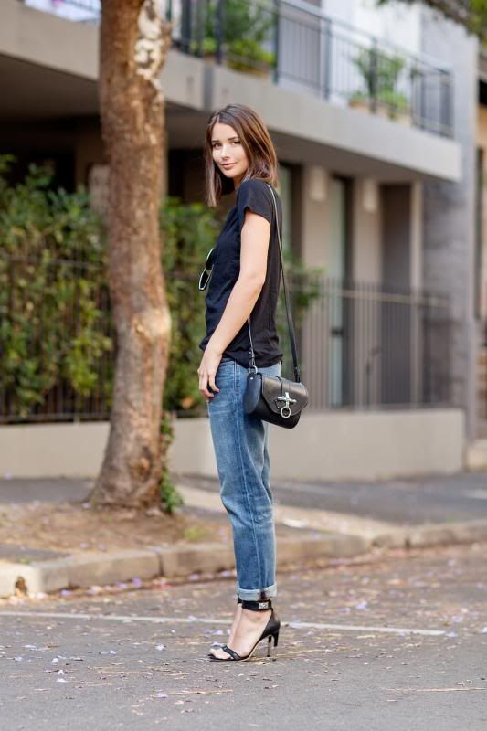  photo sara-donaldson_harper-and-harley_GAP_basics_boyfriend-jeans_givenchy-obsedia-bag_givenchy-shark-tooth-heels_01_zps6e45d793.jpg