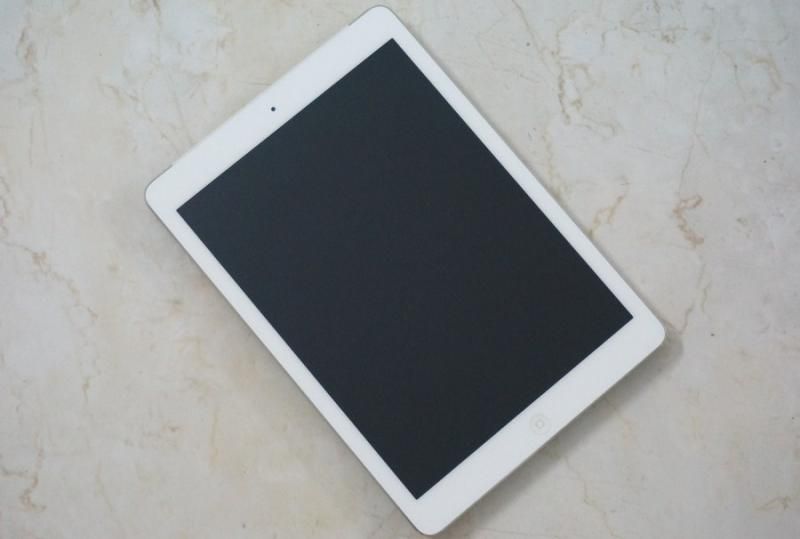Ipad Air 16GB 4G White máy zin nguyên bản cực đẹp, còn bảo hành tới 2015, giá tốt!!!
