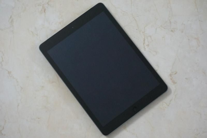 Ipad Air 16GB 4G Grey máy nguyên zin cực đẹp, giá tốt lên đường....