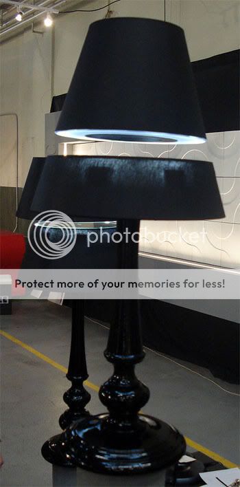 4958 - Empresa holandesa apresenta uma lâmpada que levita.